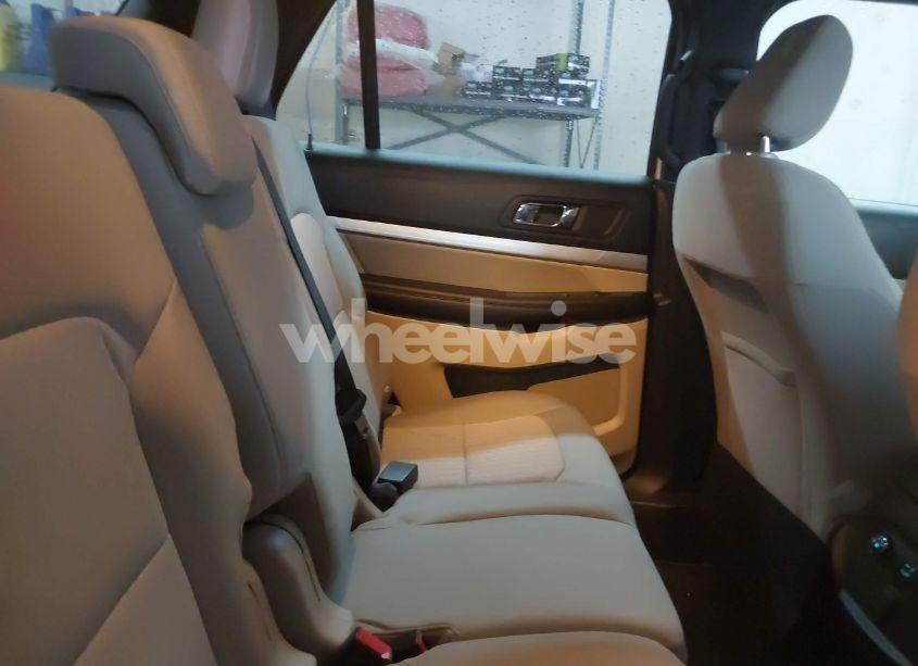 Photo 8 of 2018 Ford Explorer (VIN 1FM5K8B81JGC44990)