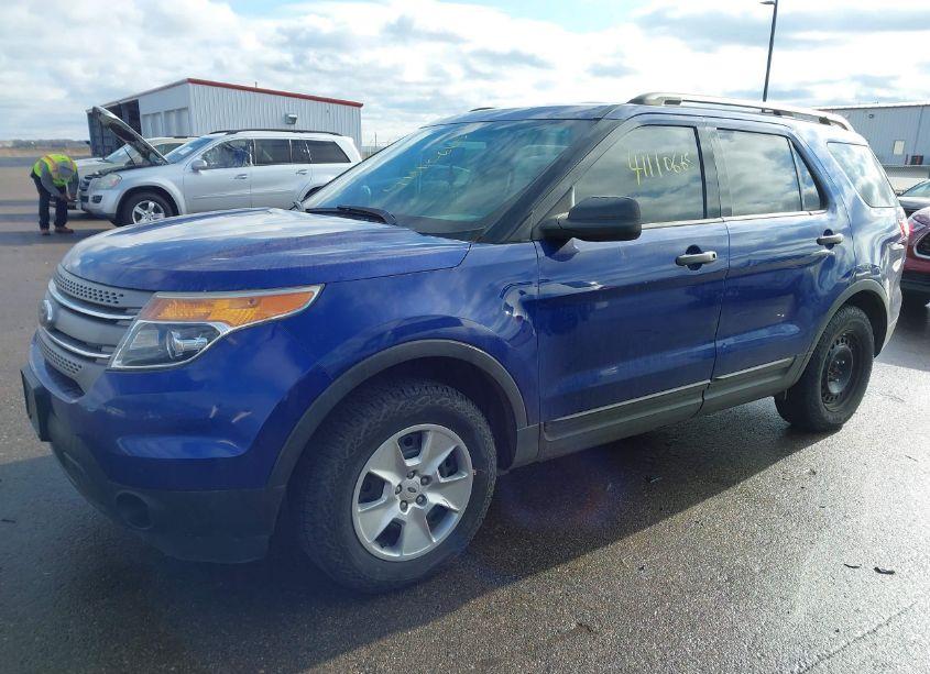 Photo 2 of 2013 Ford Explorer (VIN 1FM5K8B82DGA64325)
