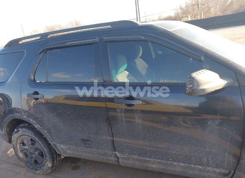 Photo 13 of 2013 Ford Explorer (VIN 1FM5K8B82DGC59048)