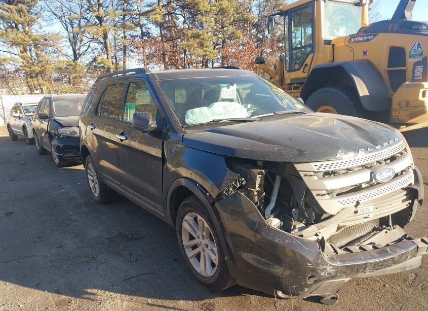 2015 Ford Explorer (VIN 1FM5K8B82FGA99322) main photo