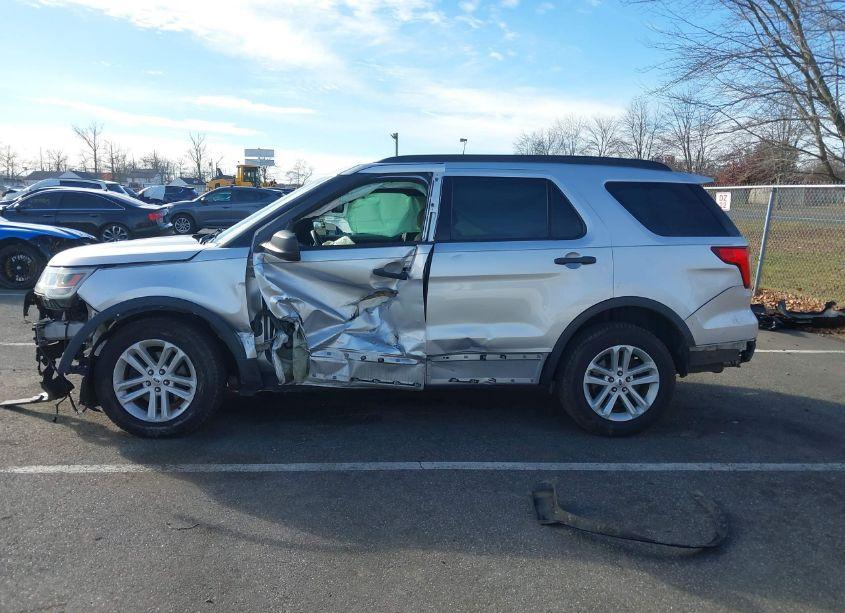 Photo 15 of 2016 Ford Explorer (VIN 1FM5K8B83GGA41799)