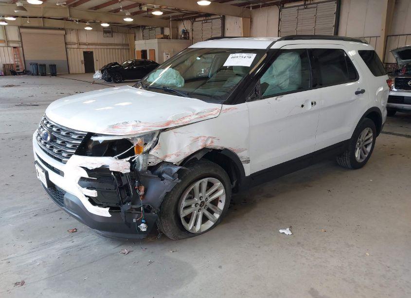 Photo 2 of 2017 Ford Explorer (VIN 1FM5K8B83HGE27592)