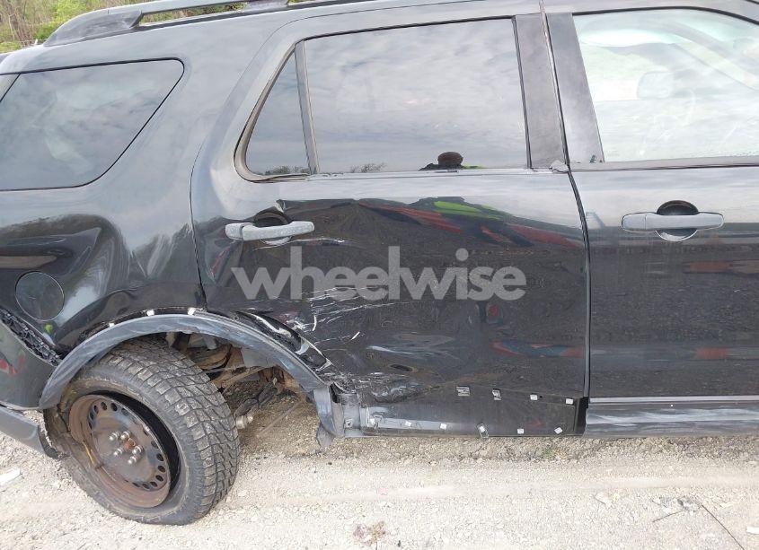 Photo 6 of 2013 Ford Explorer (VIN 1FM5K8B84DGC68866)