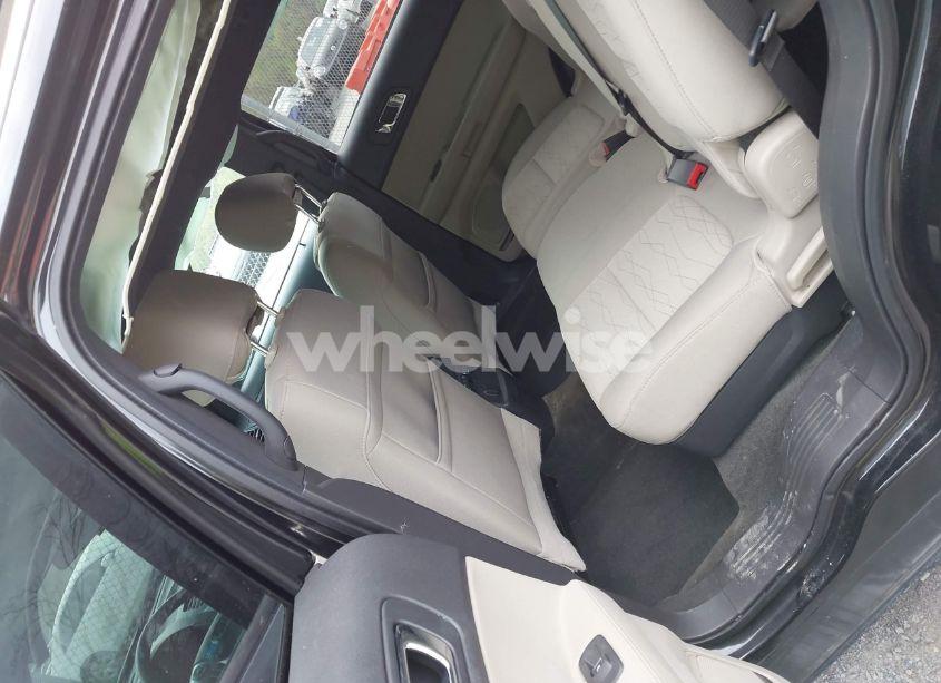 Photo 8 of 2013 Ford Explorer (VIN 1FM5K8B84DGC68866)