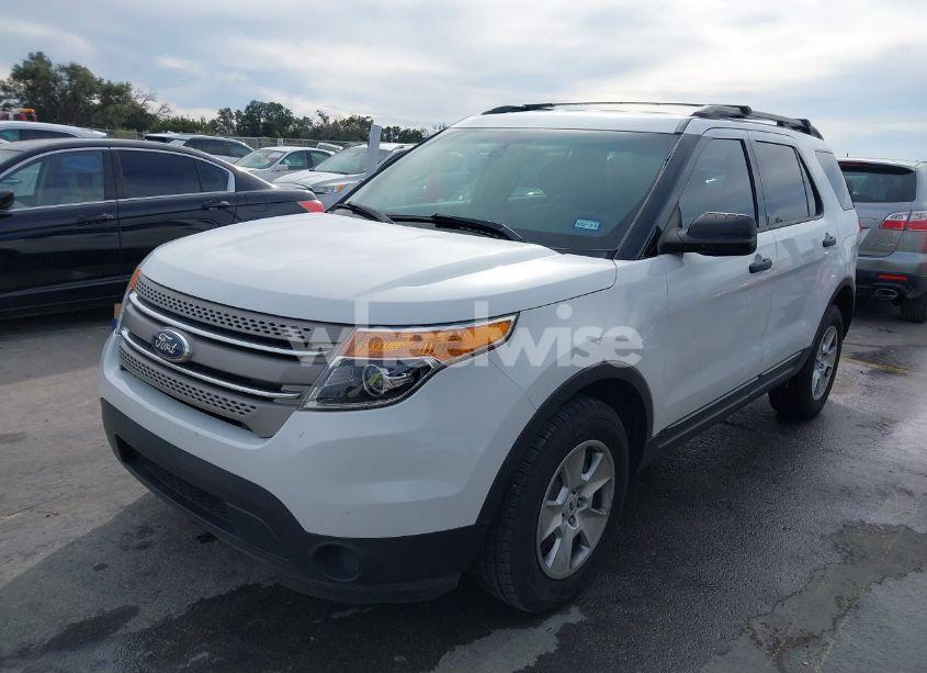 Photo 2 of 2014 Ford Explorer (VIN 1FM5K8B84EGA49536)