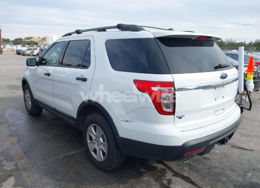 Photo 3 of 2014 Ford Explorer (VIN 1FM5K8B84EGA49536)