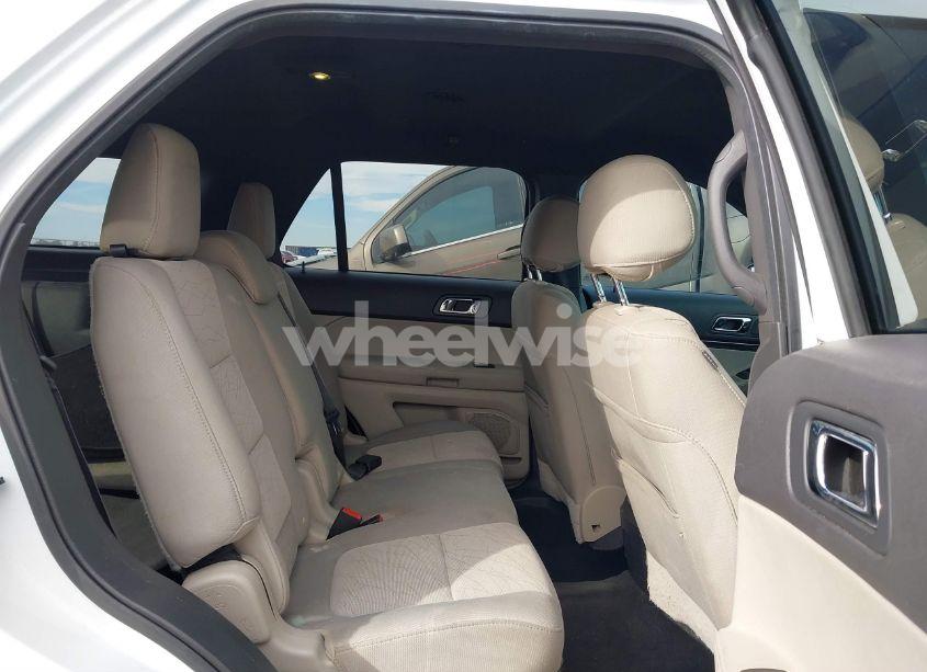 Photo 8 of 2014 Ford Explorer (VIN 1FM5K8B84EGA49536)