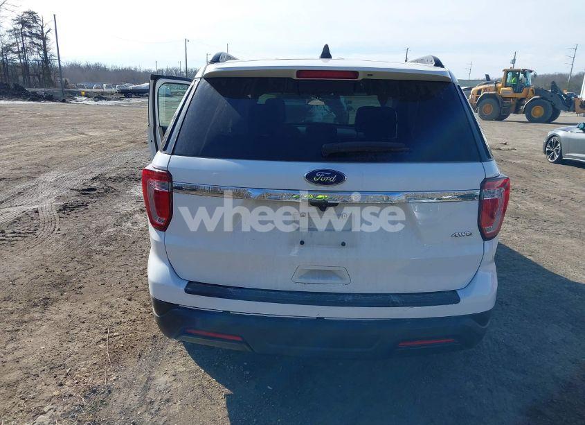 Photo 16 of 2018 Ford Explorer (VIN 1FM5K8B84JGC64909)
