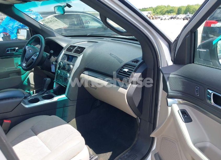 Photo 5 of 2013 Ford Explorer (VIN 1FM5K8B85DGC28764)