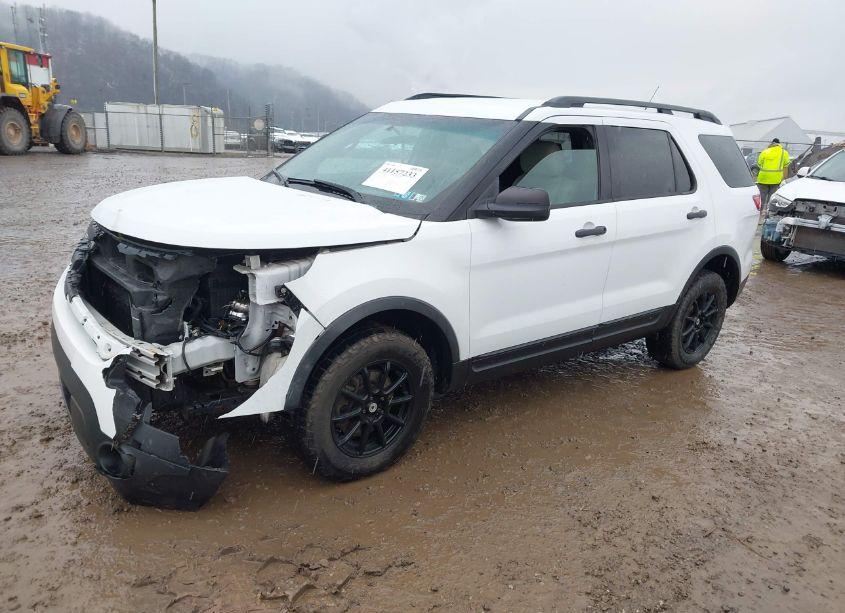 Photo 2 of 2014 Ford Explorer (VIN 1FM5K8B85EGA48122)