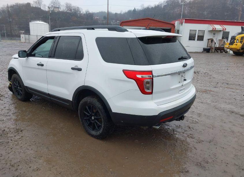 Photo 3 of 2014 Ford Explorer (VIN 1FM5K8B85EGA48122)