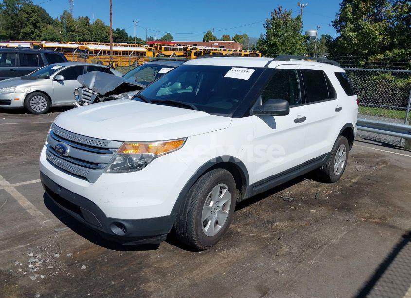 Photo 2 of 2014 Ford Explorer (VIN 1FM5K8B85EGB25183)