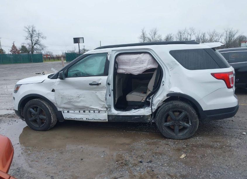 Photo 14 of 2019 Ford Explorer (VIN 1FM5K8B85KGA77650)