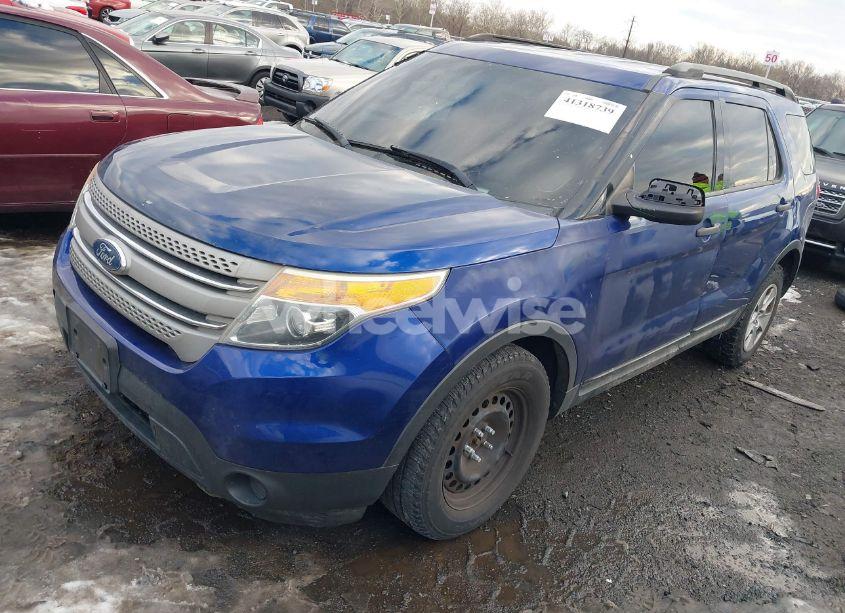 Photo 2 of 2013 Ford Explorer (VIN 1FM5K8B86DGA02877)