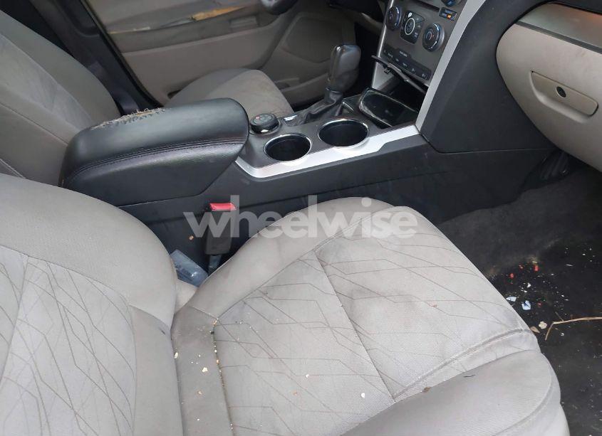 Photo 5 of 2013 Ford Explorer (VIN 1FM5K8B86DGA02877)