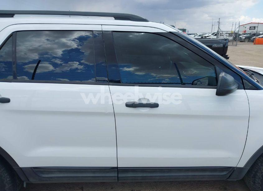 Photo 13 of 2013 Ford Explorer (VIN 1FM5K8B86DGC49090)