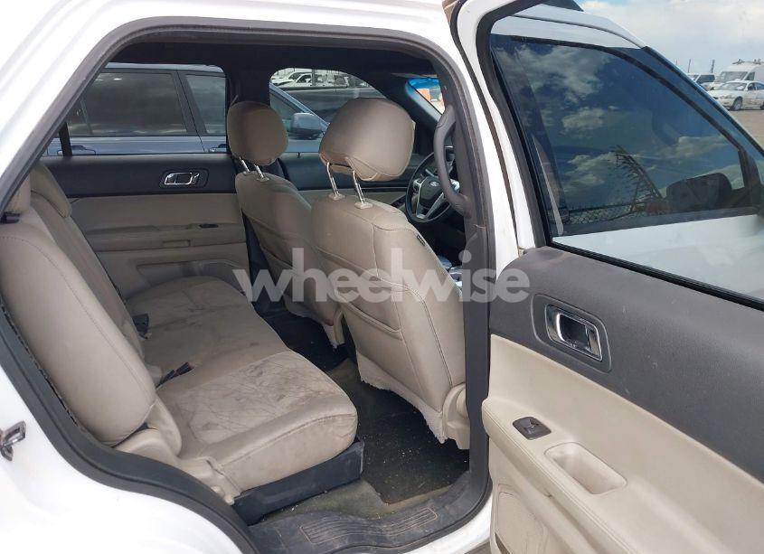 Photo 8 of 2013 Ford Explorer (VIN 1FM5K8B86DGC49090)