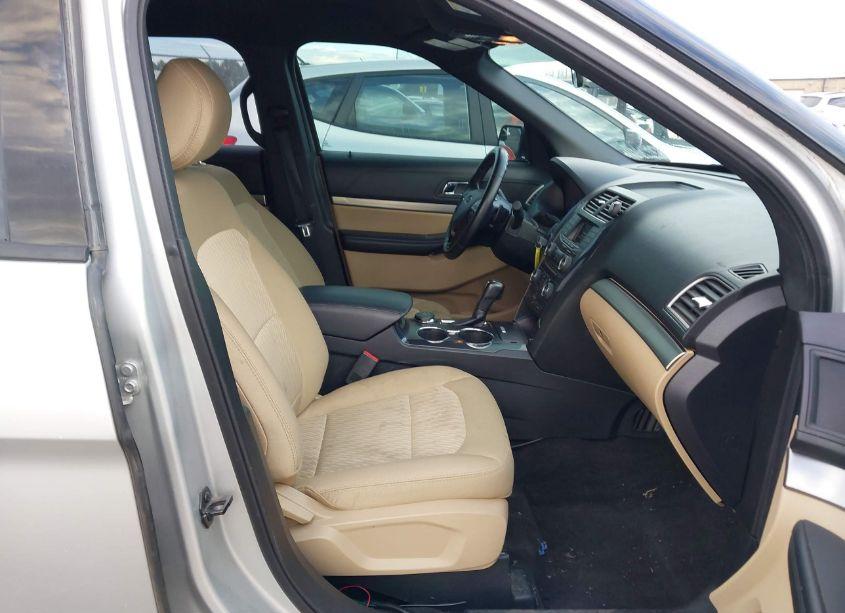 Photo 5 of 2017 Ford Explorer (VIN 1FM5K8B86HGD07429)