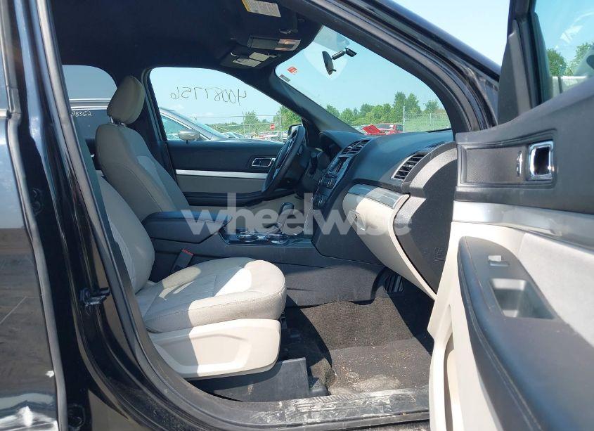 Photo 5 of 2018 Ford Explorer (VIN 1FM5K8B86JGA86498)