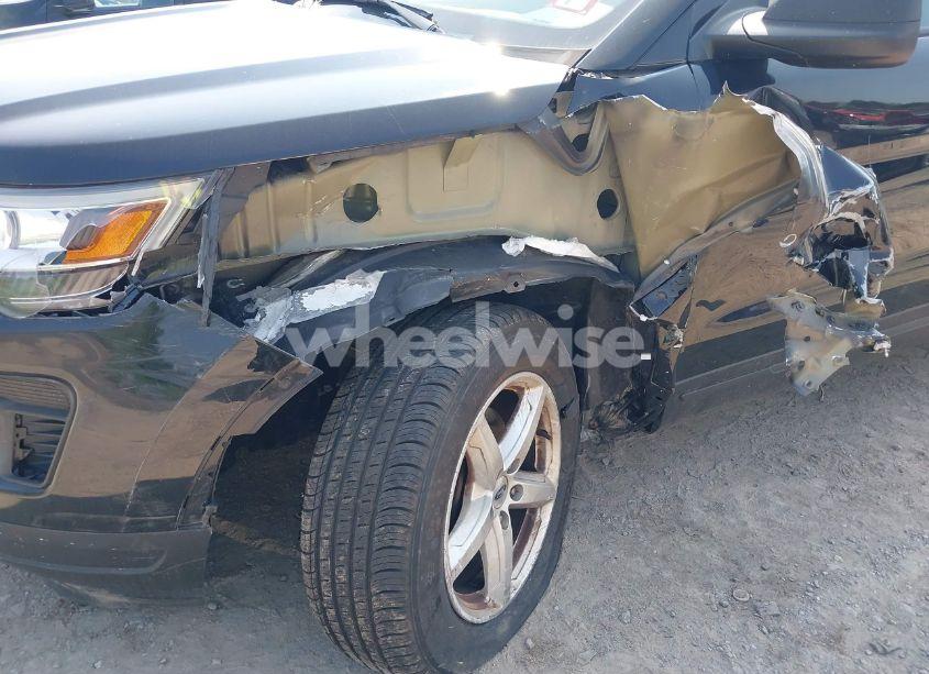 Photo 6 of 2018 Ford Explorer (VIN 1FM5K8B86JGA86498)