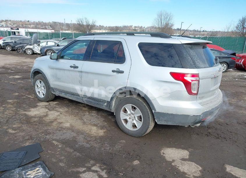 Photo 3 of 2014 Ford Explorer (VIN 1FM5K8B87EGB47749)
