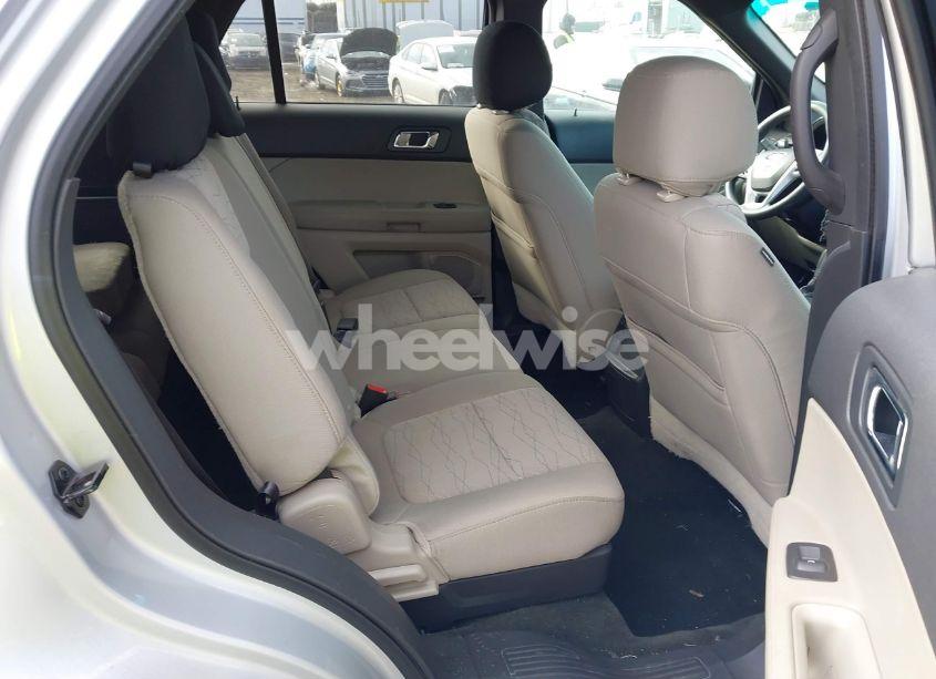 Photo 8 of 2014 Ford Explorer (VIN 1FM5K8B87EGB47749)