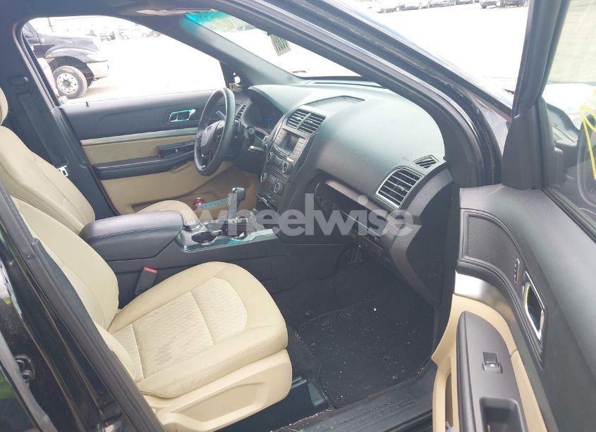 Photo 5 of 2016 Ford Explorer (VIN 1FM5K8B87GGB44031)