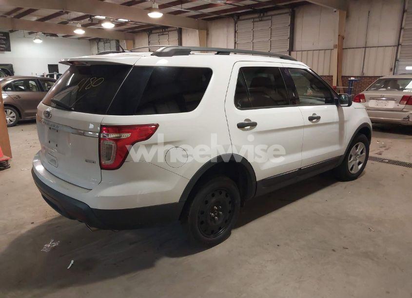Photo 4 of 2013 Ford Explorer (VIN 1FM5K8B88DGA73918)