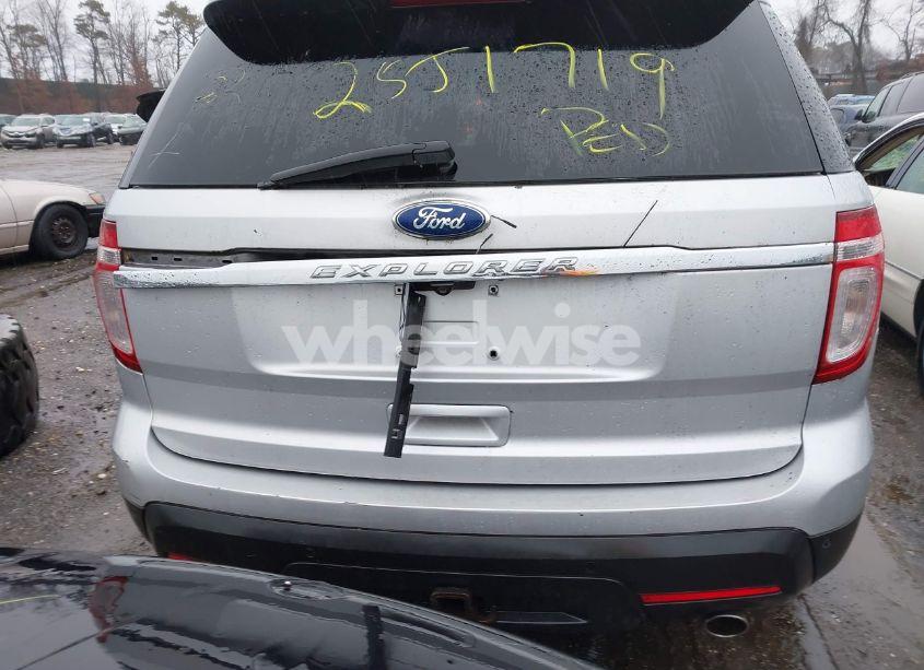 Photo 15 of 2013 Ford Explorer (VIN 1FM5K8B88DGB11597)