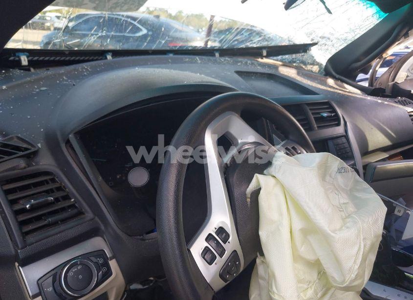 Photo 7 of 2013 Ford Explorer (VIN 1FM5K8B89DGA21861)