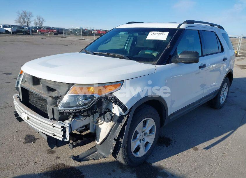 Photo 2 of 2013 Ford Explorer (VIN 1FM5K8B89DGC94444)