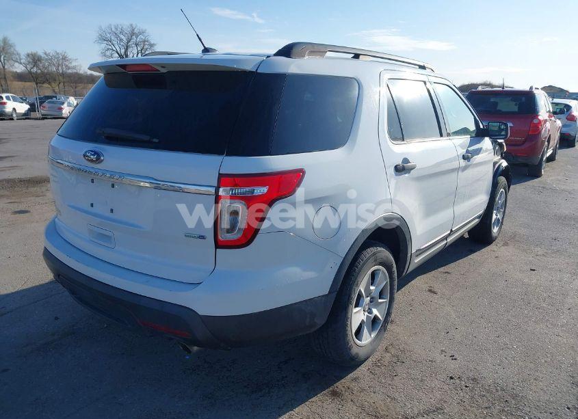 Photo 4 of 2013 Ford Explorer (VIN 1FM5K8B89DGC94444)