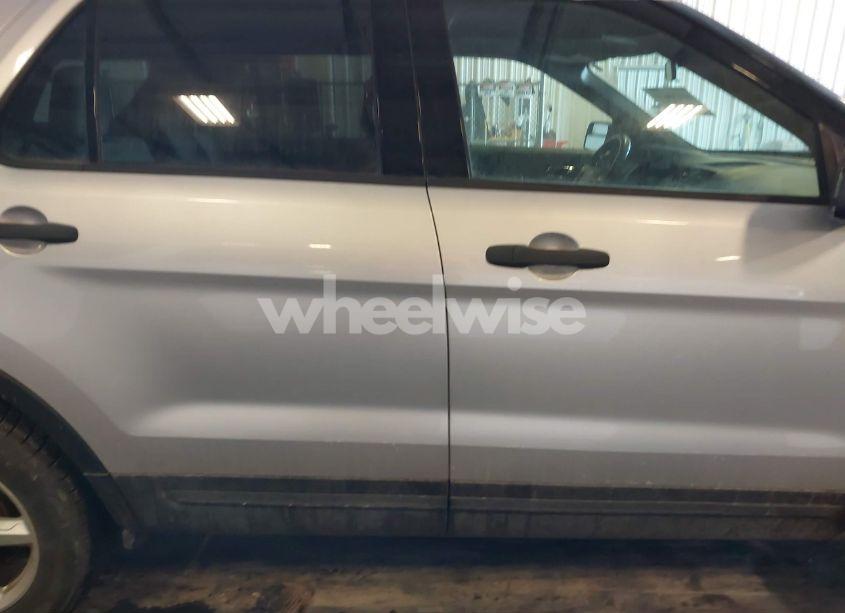 Photo 13 of 2018 Ford Explorer (VIN 1FM5K8B89JGB47407)