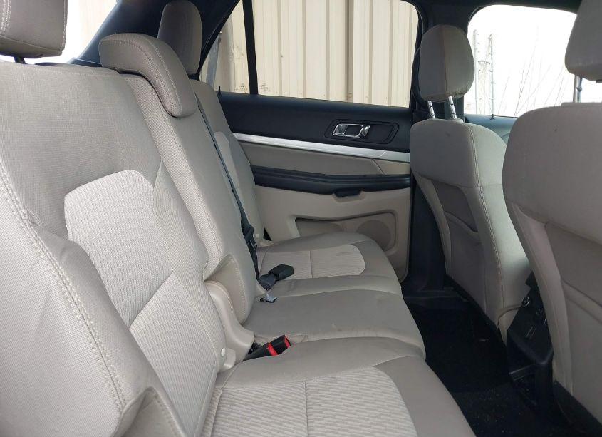 Photo 8 of 2018 Ford Explorer (VIN 1FM5K8B89JGC83469)