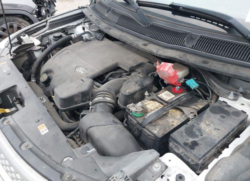 Photo 10 of 2014 Ford Explorer (VIN 1FM5K8B8XEGC25716)