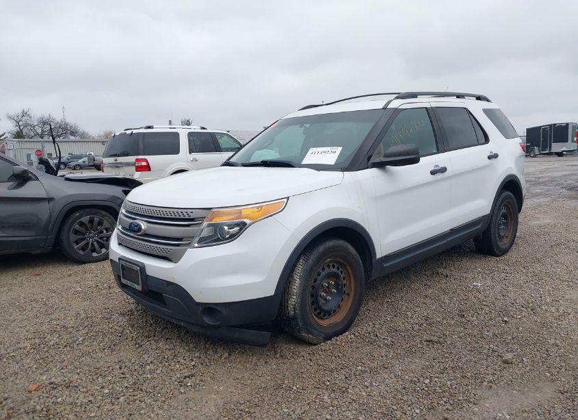 Photo 2 of 2014 Ford Explorer (VIN 1FM5K8B8XEGC25716)