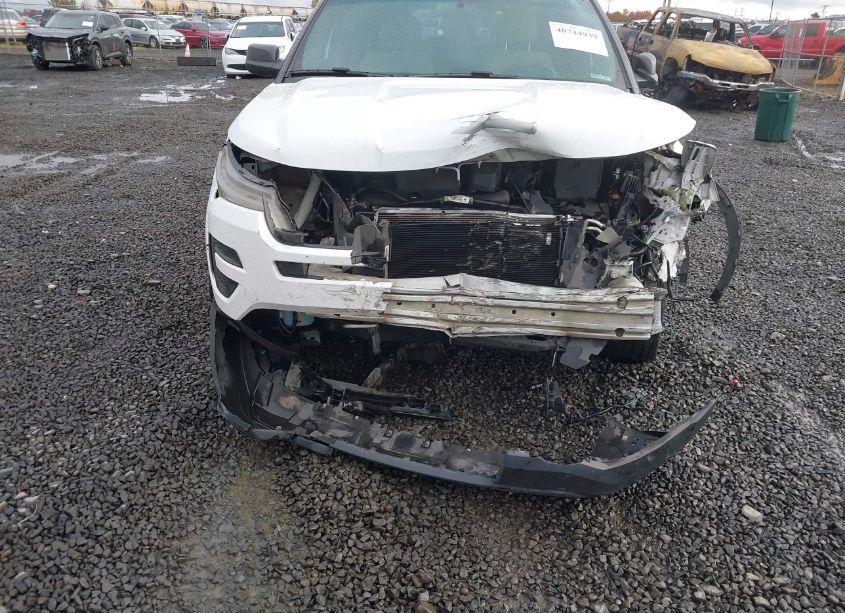 Photo 6 of 2017 Ford Explorer (VIN 1FM5K8B8XHGA62540)