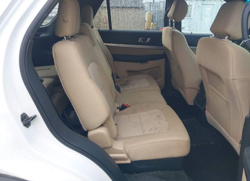 Photo 8 of 2017 Ford Explorer (VIN 1FM5K8B8XHGA62540)