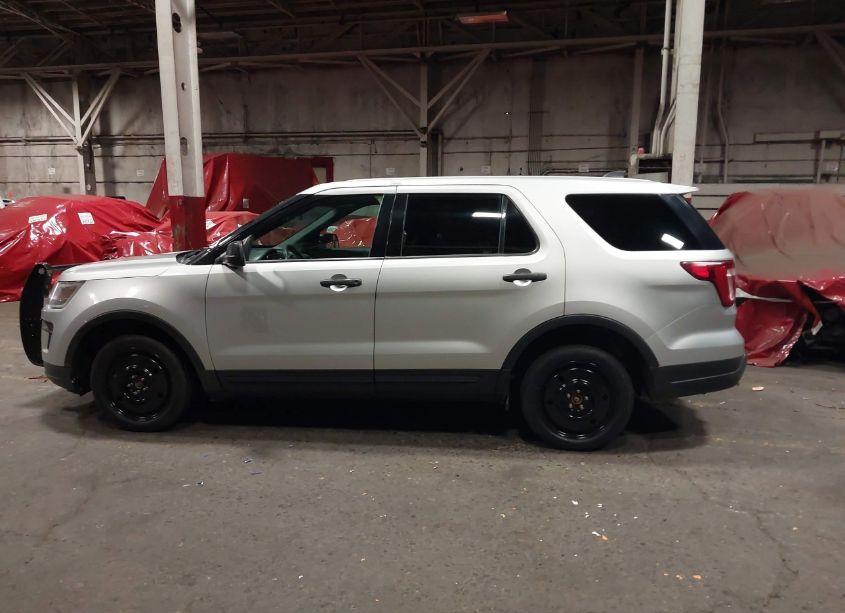 Photo 14 of 2018 Ford Explorer (VIN 1FM5K8B8XJGC73839)
