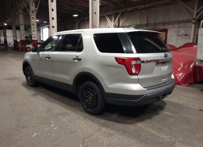 Photo 3 of 2018 Ford Explorer (VIN 1FM5K8B8XJGC73839)