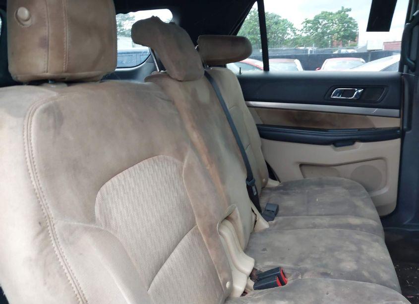 Photo 8 of 2016 Ford Explorer (VIN 1FM5K8BH4GGA18323)
