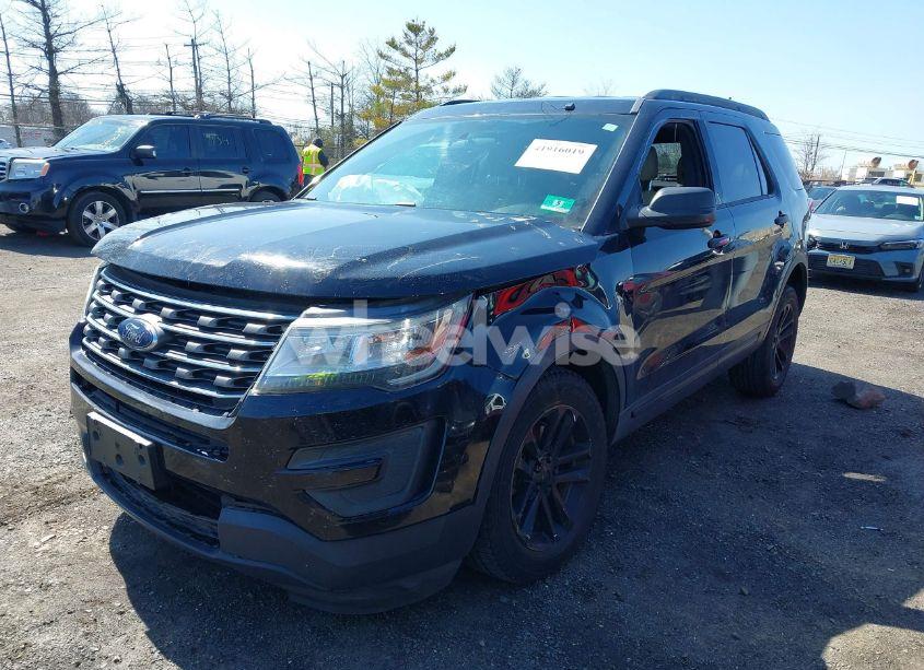 Photo 2 of 2017 Ford Explorer (VIN 1FM5K8BH4HGD73302)