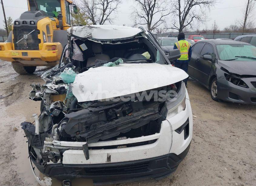 Photo 11 of 2018 Ford Explorer (VIN 1FM5K8BH7JGC83003)