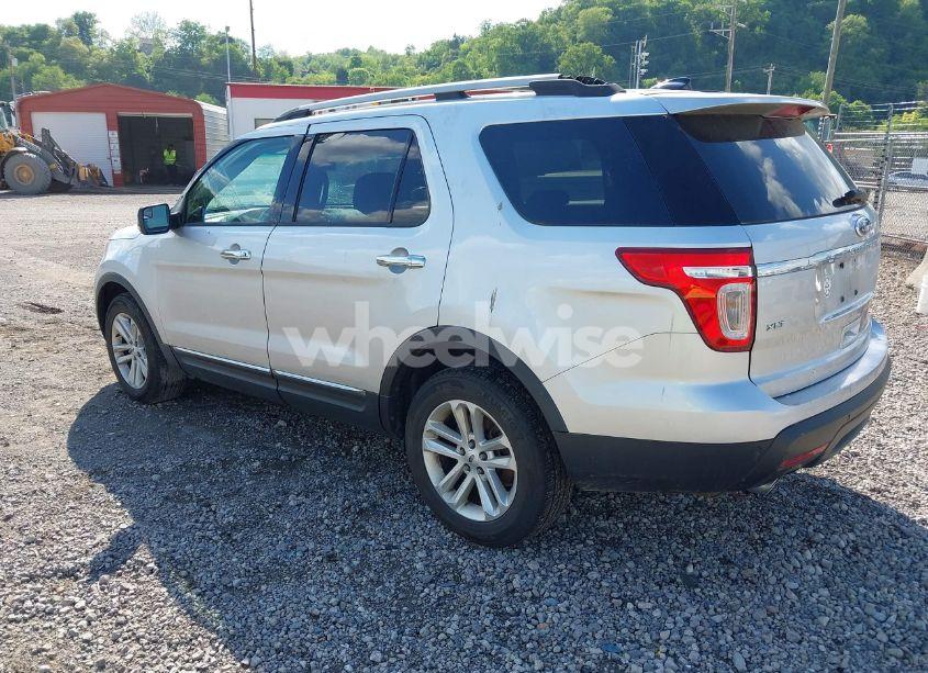 Photo 3 of 2013 Ford Explorer XLT (VIN 1FM5K8D80DGA20725)