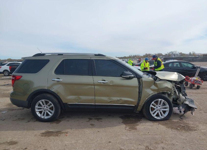 Photo 13 of 2013 Ford Explorer XLT (VIN 1FM5K8D80DGA46581)