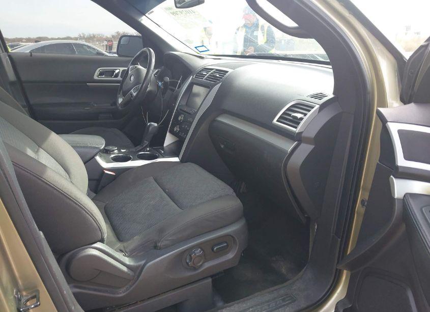 Photo 5 of 2013 Ford Explorer XLT (VIN 1FM5K8D80DGA46581)