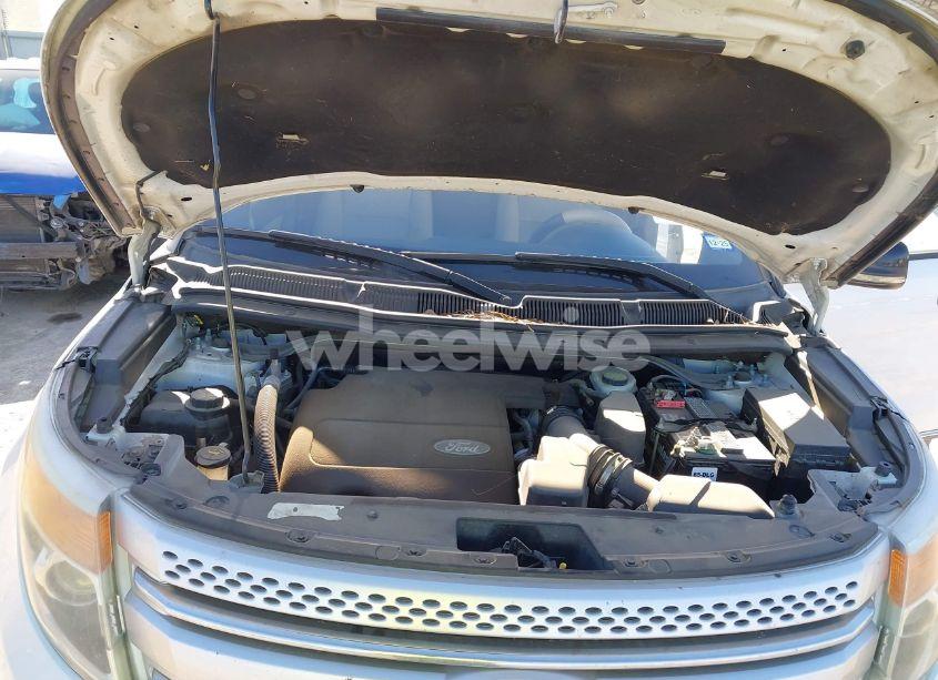 Photo 10 of 2013 Ford Explorer XLT (VIN 1FM5K8D80DGA46631)