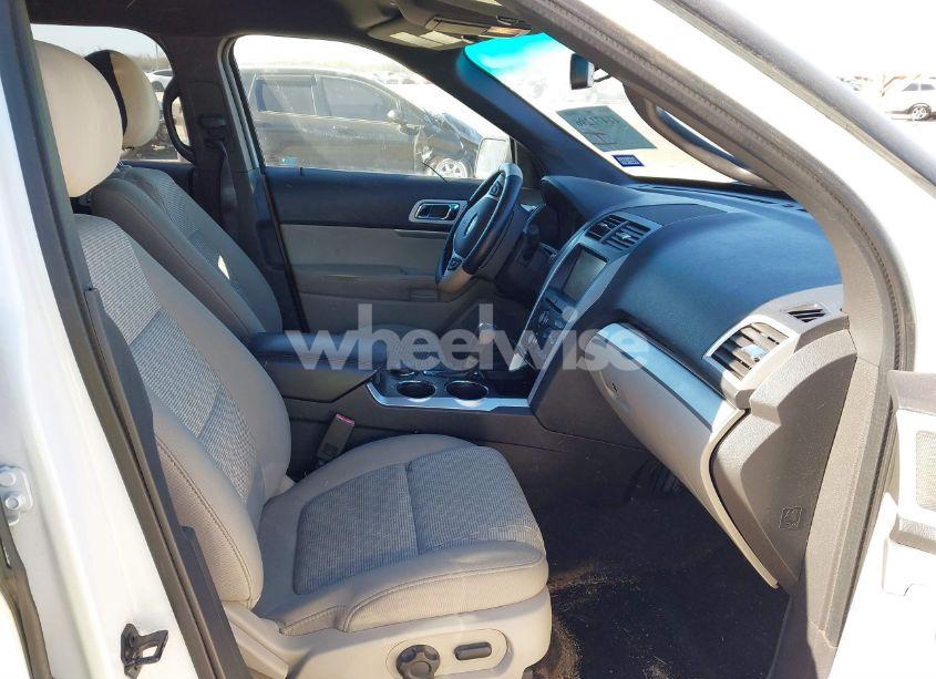 Photo 5 of 2013 Ford Explorer XLT (VIN 1FM5K8D80DGA46631)