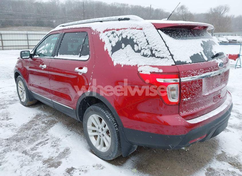 Photo 3 of 2013 Ford Explorer XLT (VIN 1FM5K8D80DGA70377)