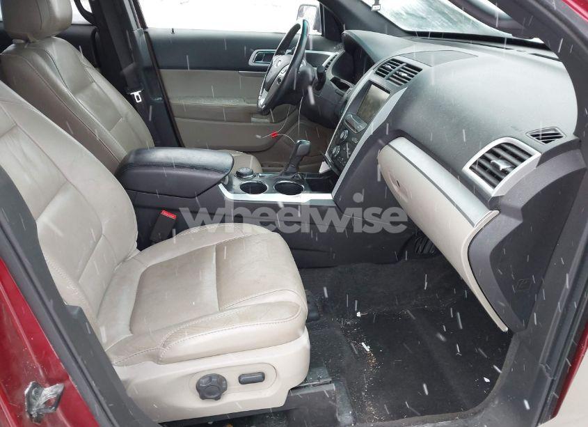 Photo 5 of 2013 Ford Explorer XLT (VIN 1FM5K8D80DGA70377)